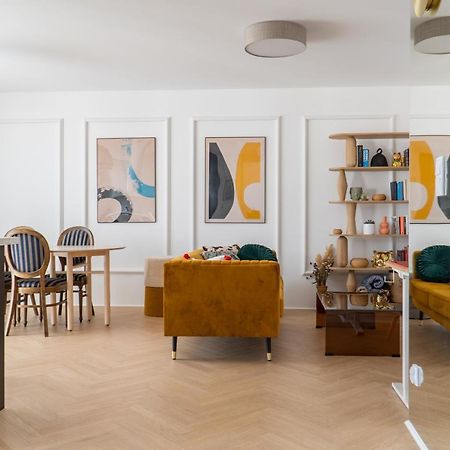 Old Town Gem Designer Apartment - Centre Location - Families - Remote Work Гданск Екстериор снимка