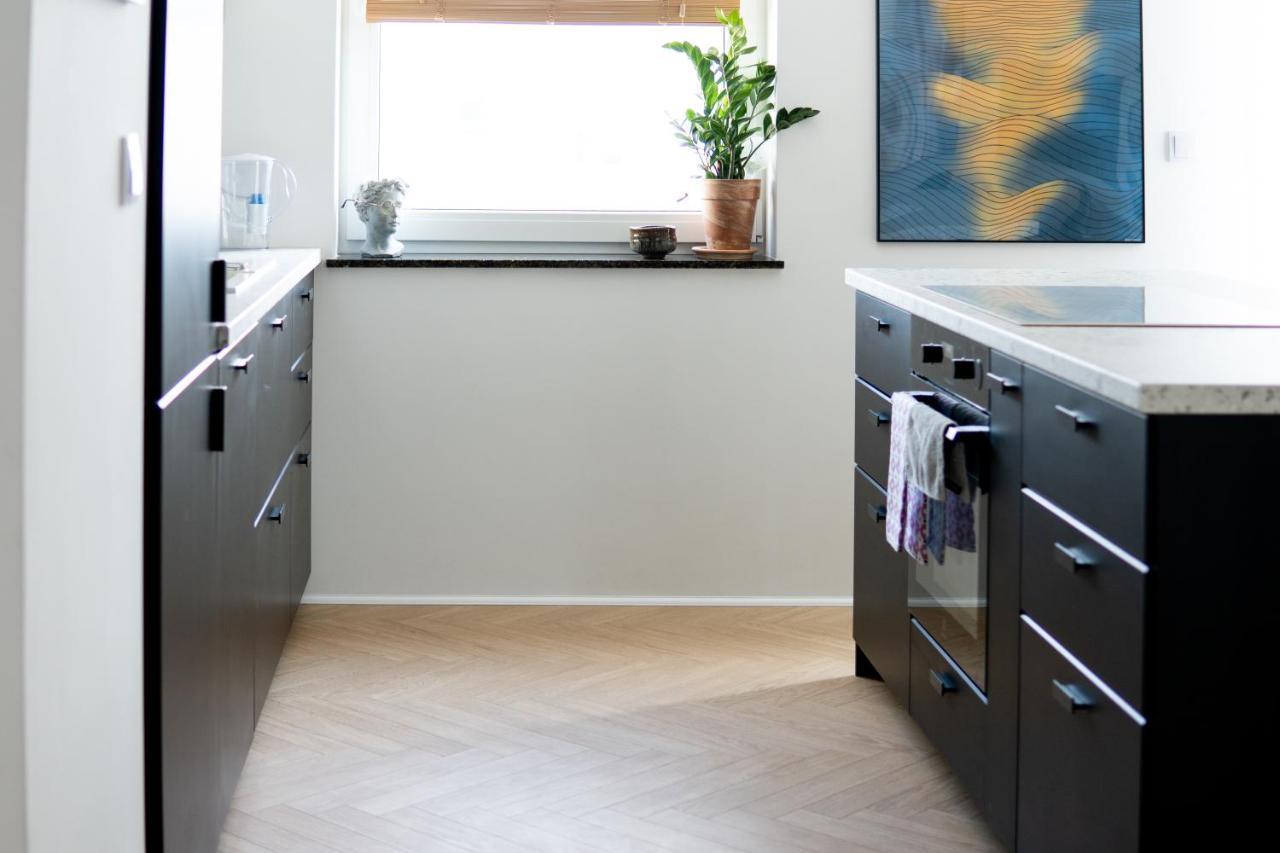Old Town Gem Designer Apartment - Centre Location - Families - Remote Work Гданск Екстериор снимка