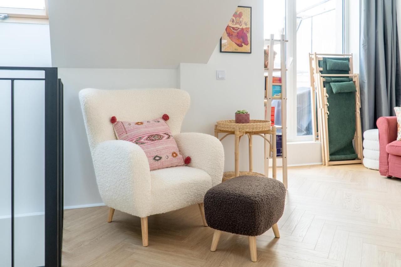 Old Town Gem Designer Apartment - Centre Location - Families - Remote Work Гданск Екстериор снимка